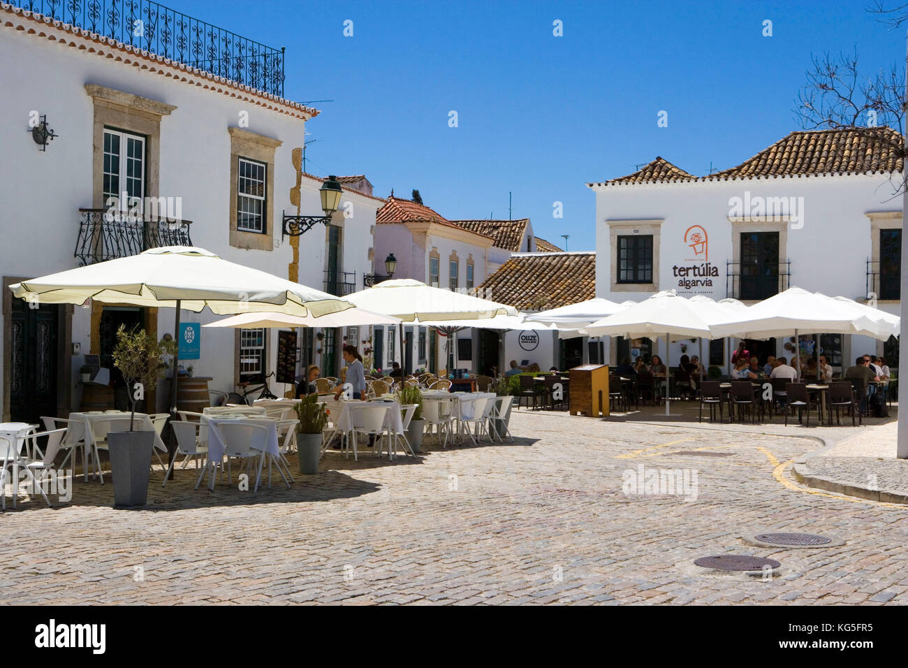 Faro, cafés in the Praca do Afonso III, Old Town Cidade Velha Stock Photo