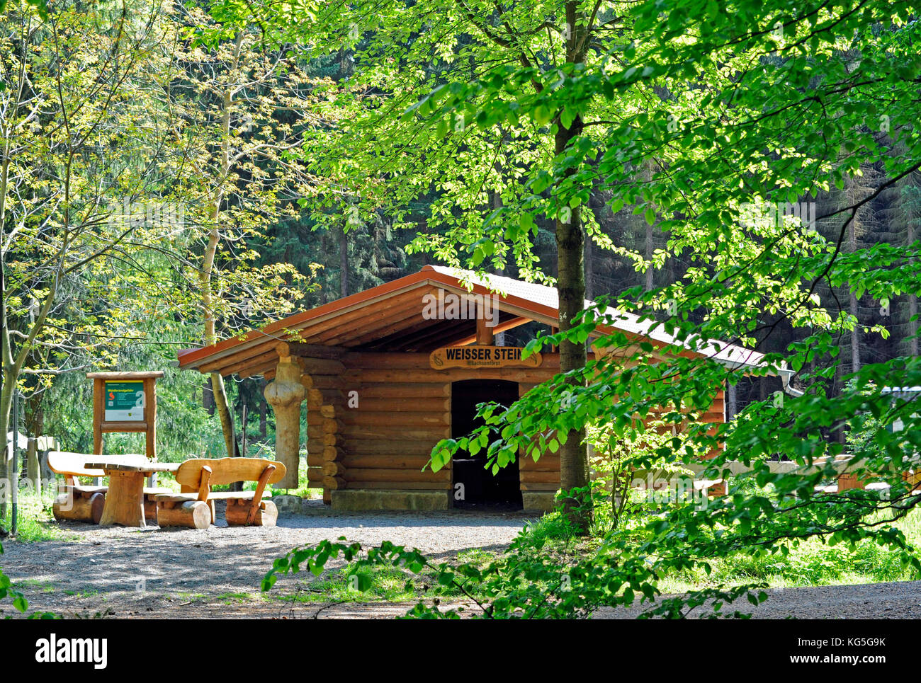 Accomodation hut in the resting place 'Weisser Stein' in the local recreation area Colditzer Wald in the forest area Leipzig Stock Photo
