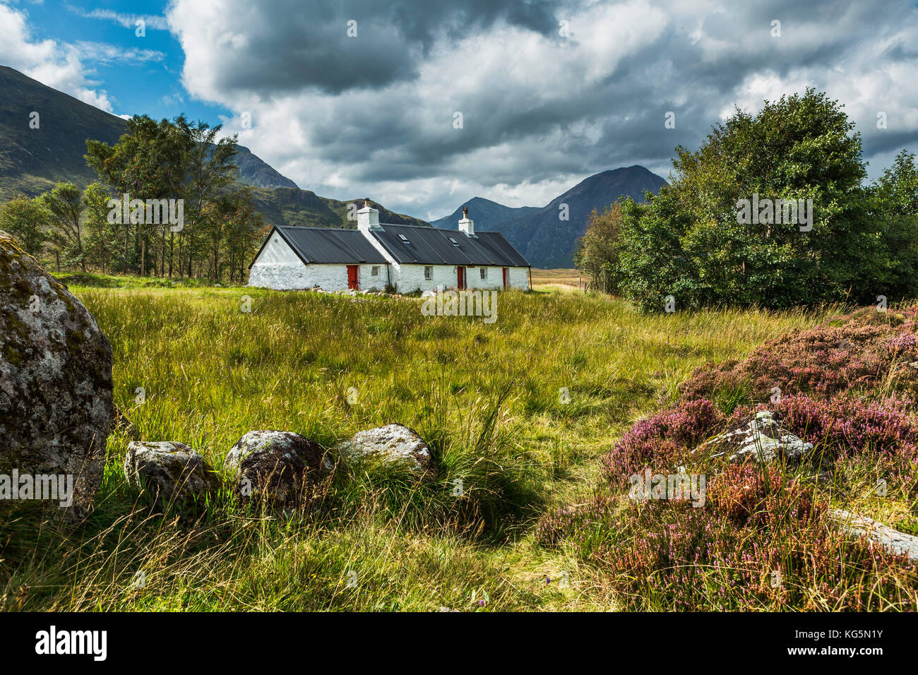 Blackrock Cottage and Buachaille Etive Mor, Glencoe, Scotland. Stock Photo