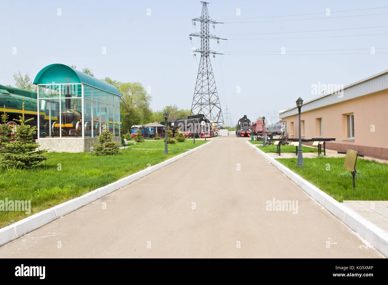 Photo of Russian rail road locomotive in Samara Stock Photo - Alamy