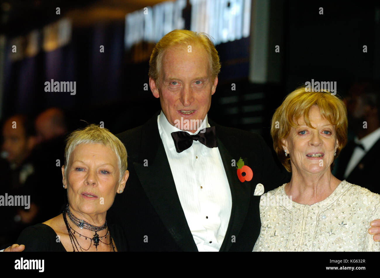 Charles Dance, Dame Judy Dench, Dame Maggie Smith attend a London red carpet film premiere 2004 London England UK Stock Photo