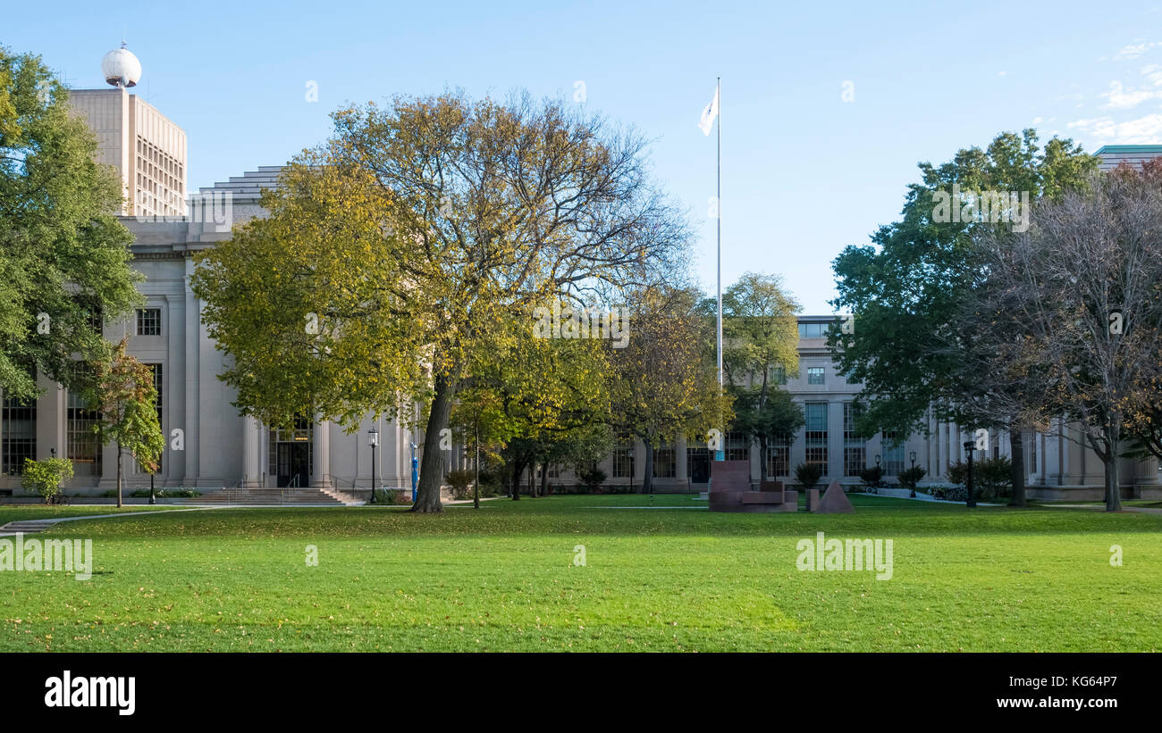 The Massachusetts Institute of Technology - MIT Stock Photo - Alamy