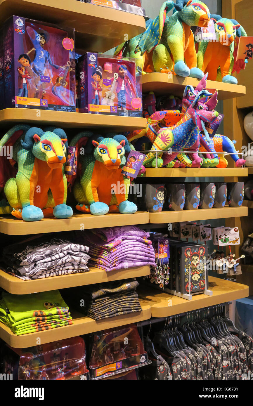 disney-store-interior-times-square-nyc-stock-photo-alamy