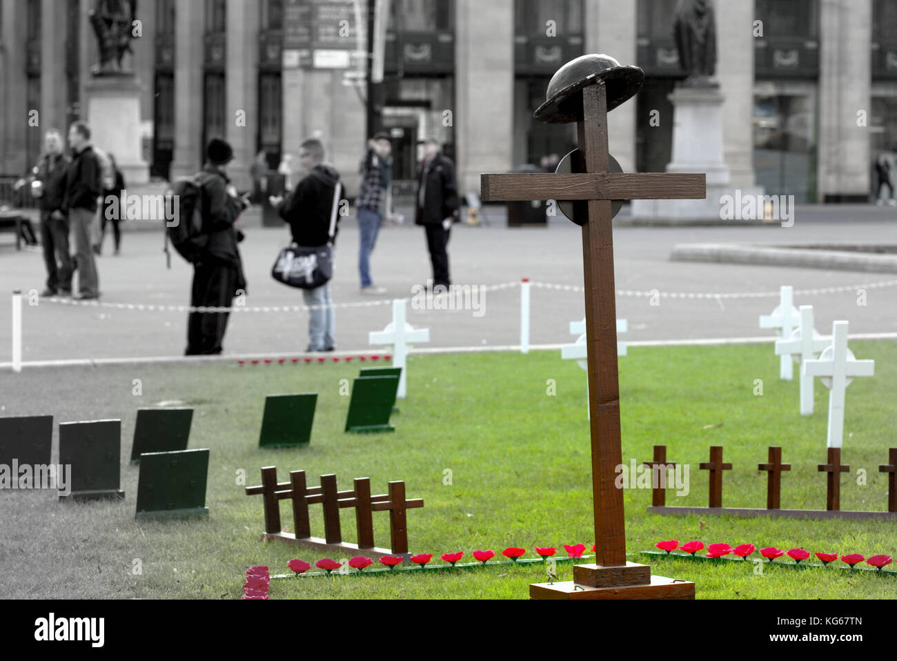 The Remembrance Garden in George Square ahead of its inauguration ceremony tomorrow and as the city begins its path towards remembrance Sunday Stock Photo