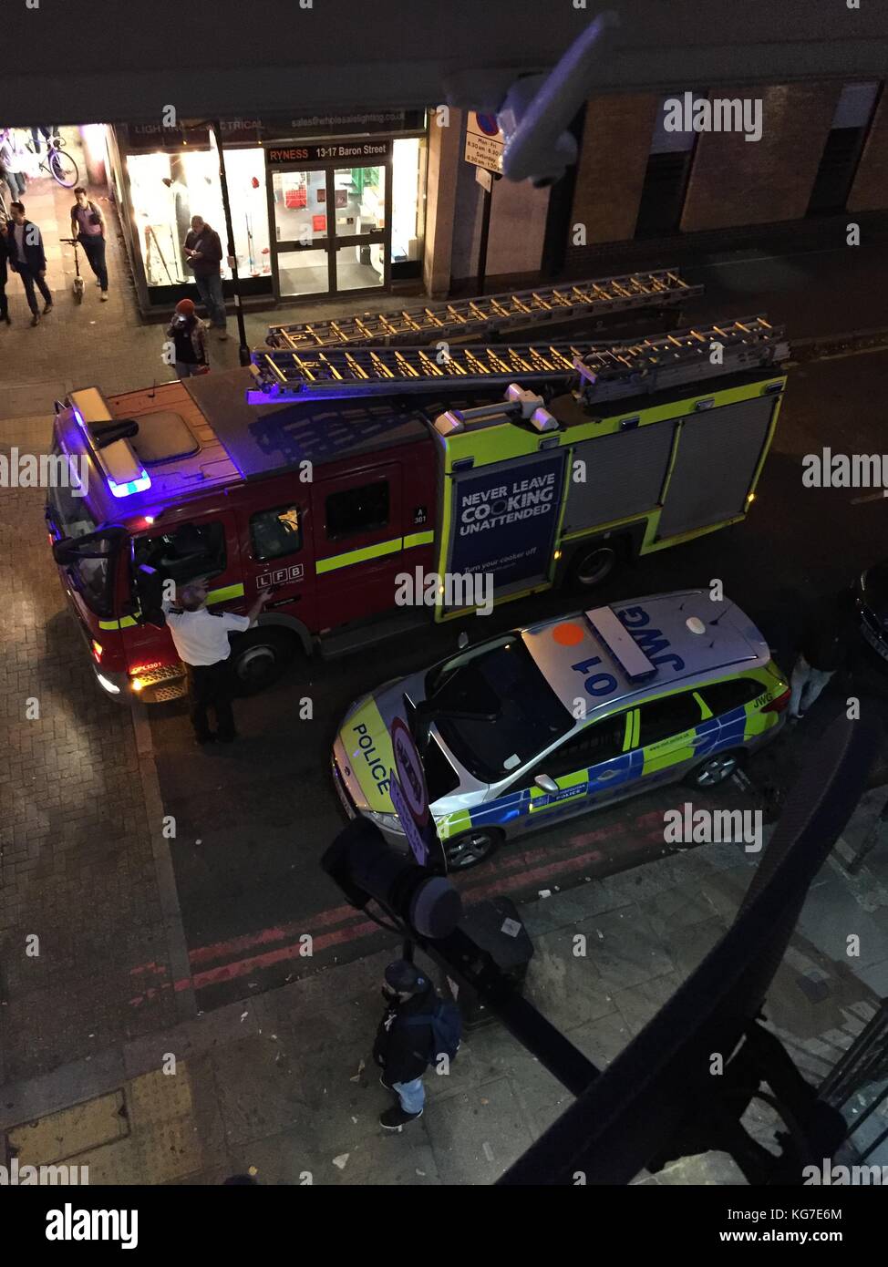 **SUPPORTING VIDEO AVAILABLE. CONTACT PIX@WENN.COM TO RECEIVE.**  Angel tube station and it's surrounding areas were shut down as a bomb squad carried out a controlled explosion on a suspect package  Featuring: Atmosphere Where: London, United Kingdom When: 04 Oct 2017 Credit: Hayley Chamberlain/WENN.com Stock Photo