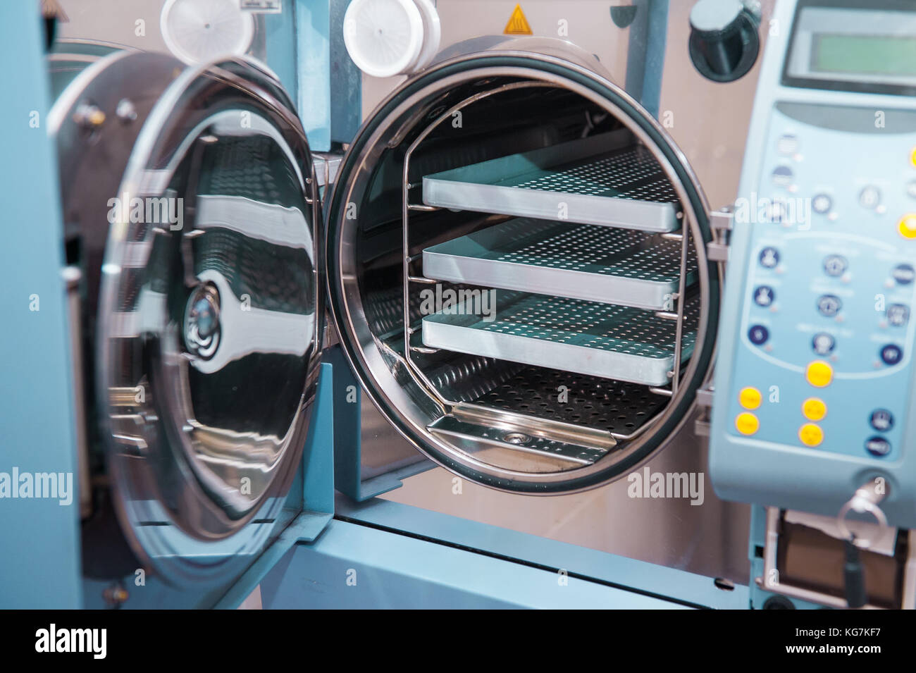 Autoclave hires stock photography and images Alamy