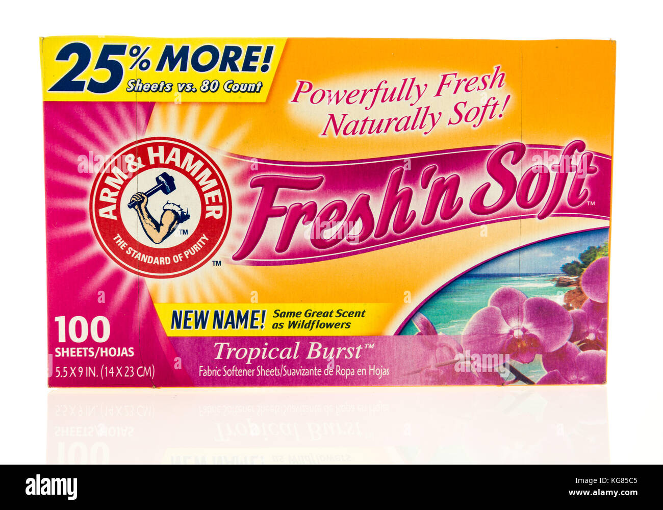 Winneconne, WI - 31 October 2017:  A container of Arm & Hammer Fresh'n Soft fabric softner sheets on an isolated background. Stock Photo