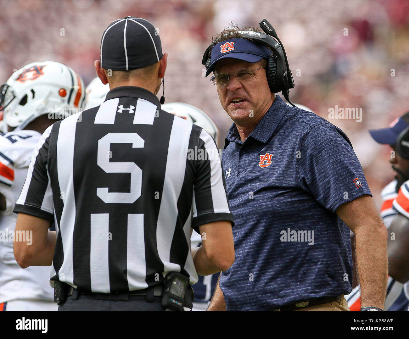 November 4, 2017: Auburn Tigers head coach Gus Malzahn talks to an official in the fourth quarter during the NCAA football game between the Auburn Tigers and the Texas A&M Aggies at Kyle Field in College Station, TX; John Glaser/CSM. Stock Photo