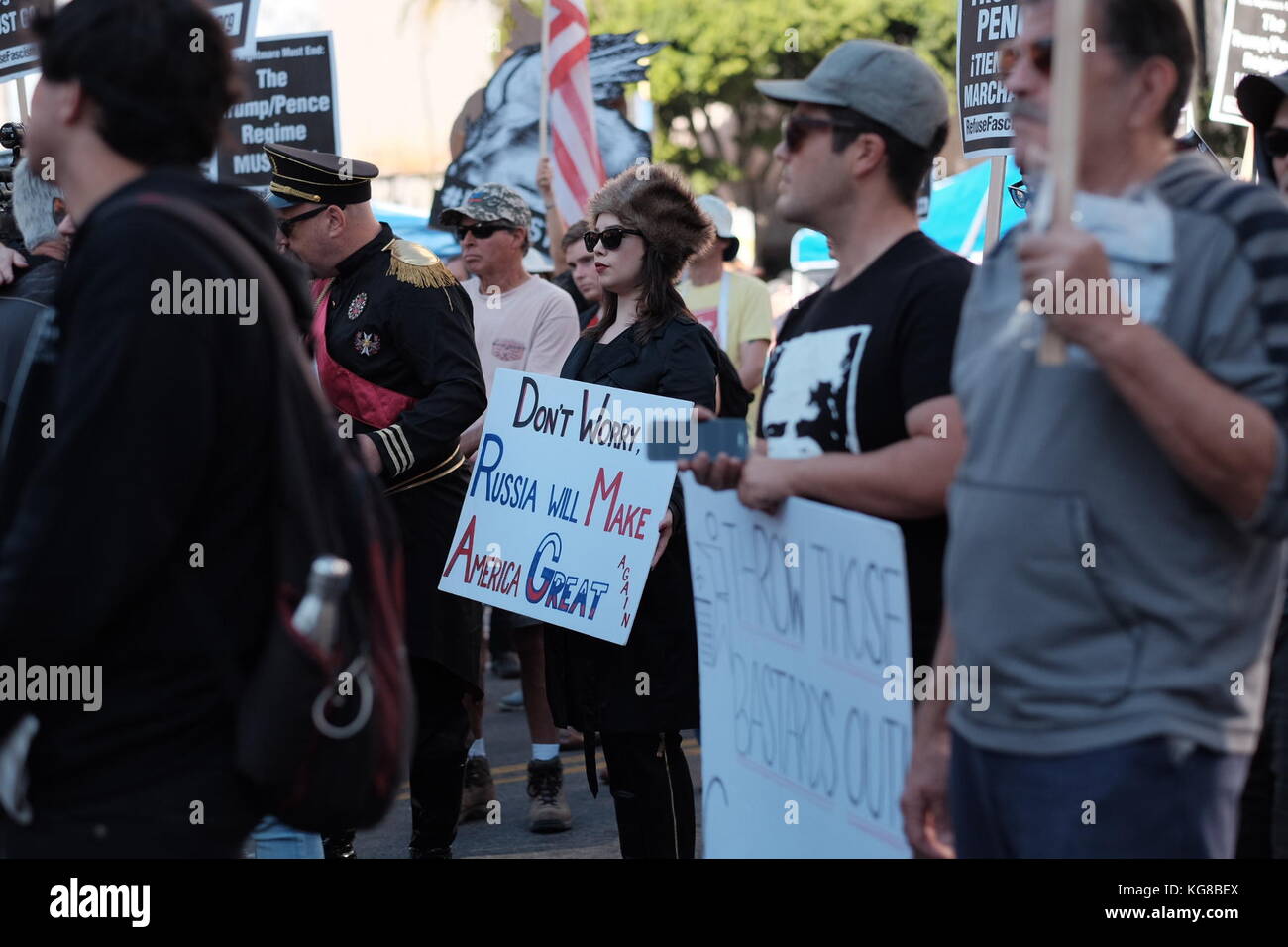 Anti- and pro-Trump protesters face off in downtown L.A. rally Credit: Eduardo Salazar/Alamy Live News Stock Photo