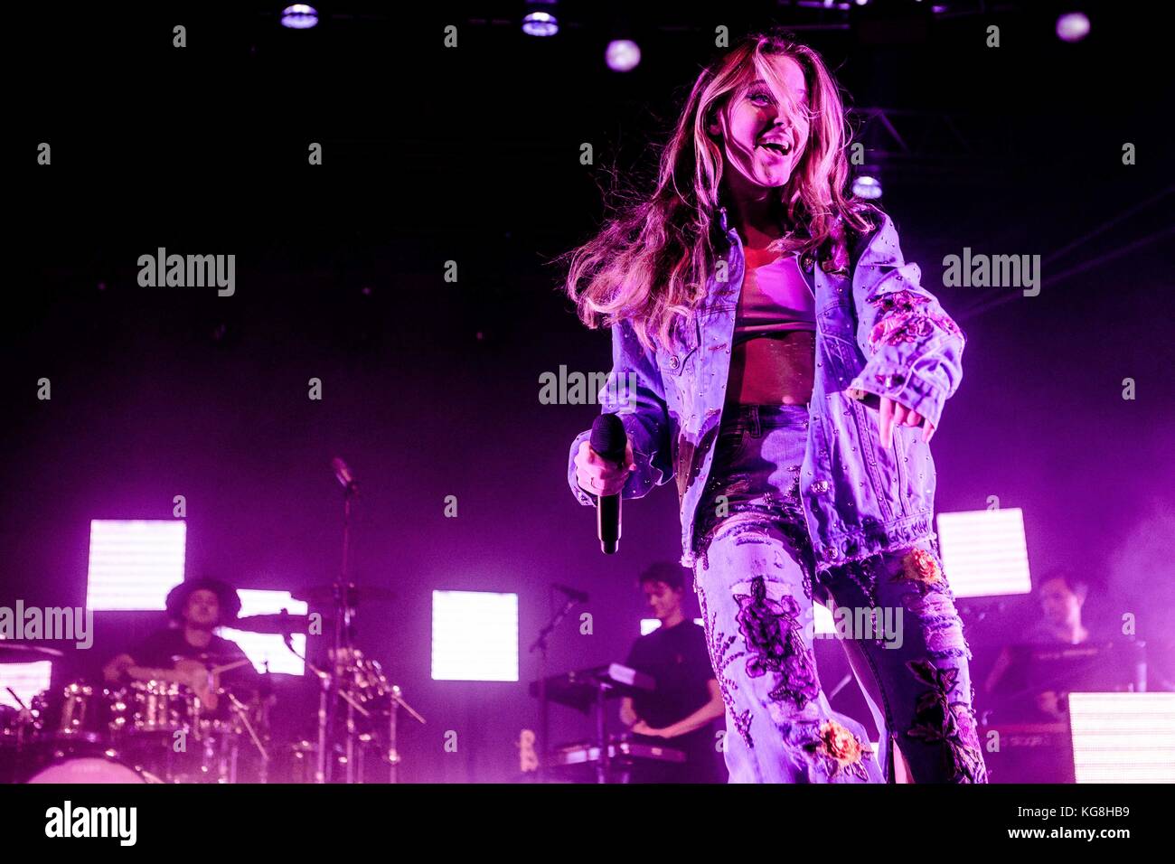 Zara larsson hi-res stock photography and images - Page 3 - Alamy