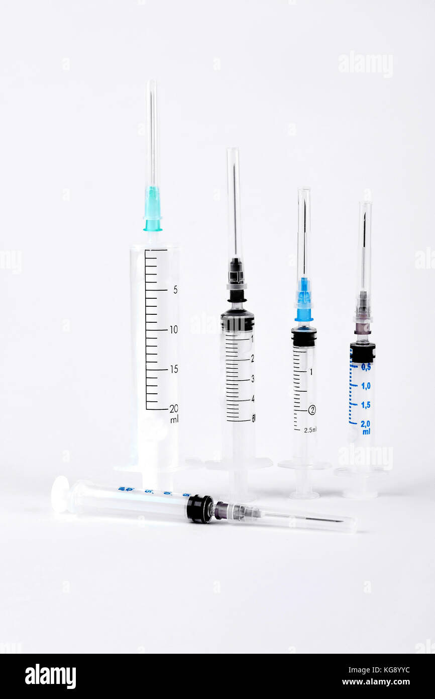 Raw of different medical syringes Stock Photo Alamy