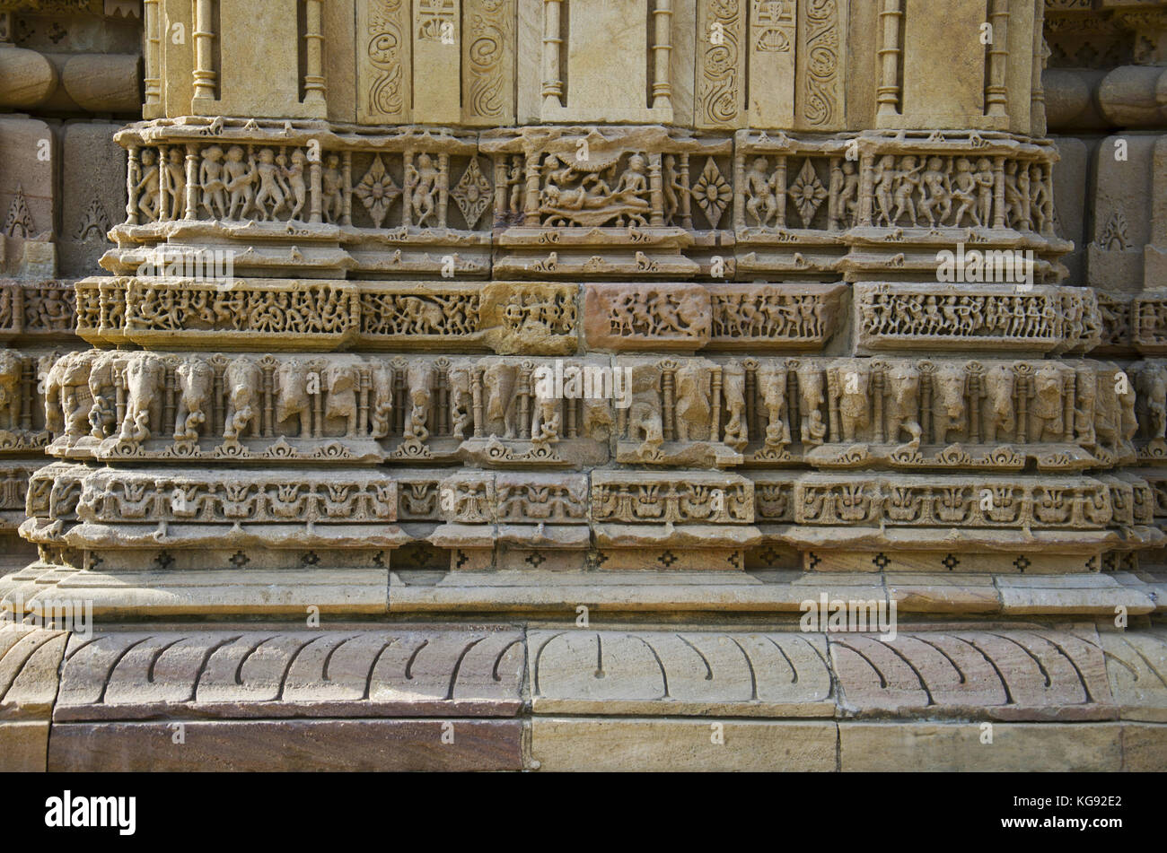 Carving details on the outer wall of the Sun Temple. Built in 1026 - 27 AD during the reign of Bhima I of the Chaulukya dynasty, Modhera village of Me Stock Photo
