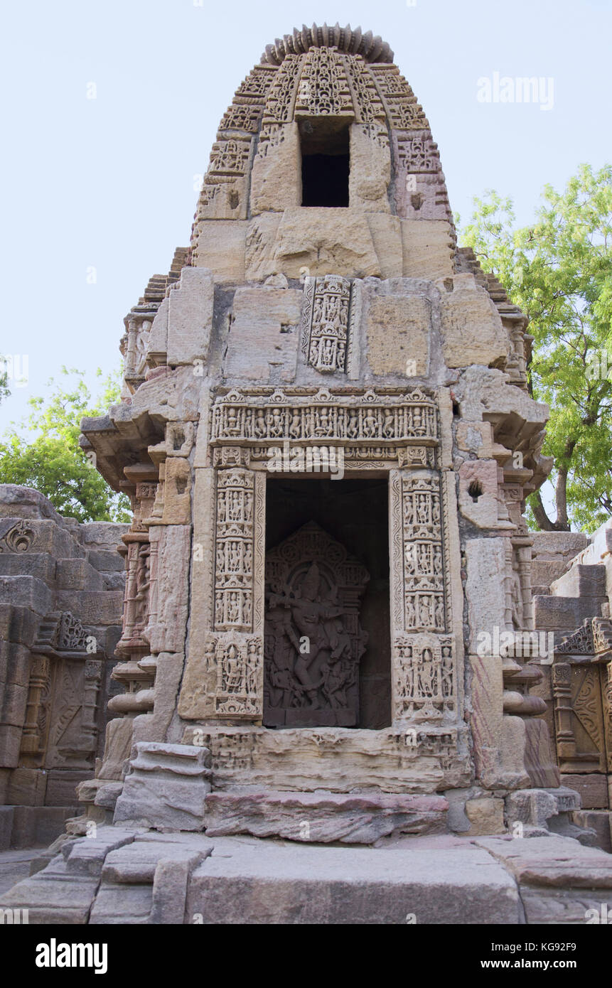 Small shrines and steps to reach the bottom of the reservoir, of the Sun Temple. Modhera village of Mehsana district, Gujarat, India Stock Photo