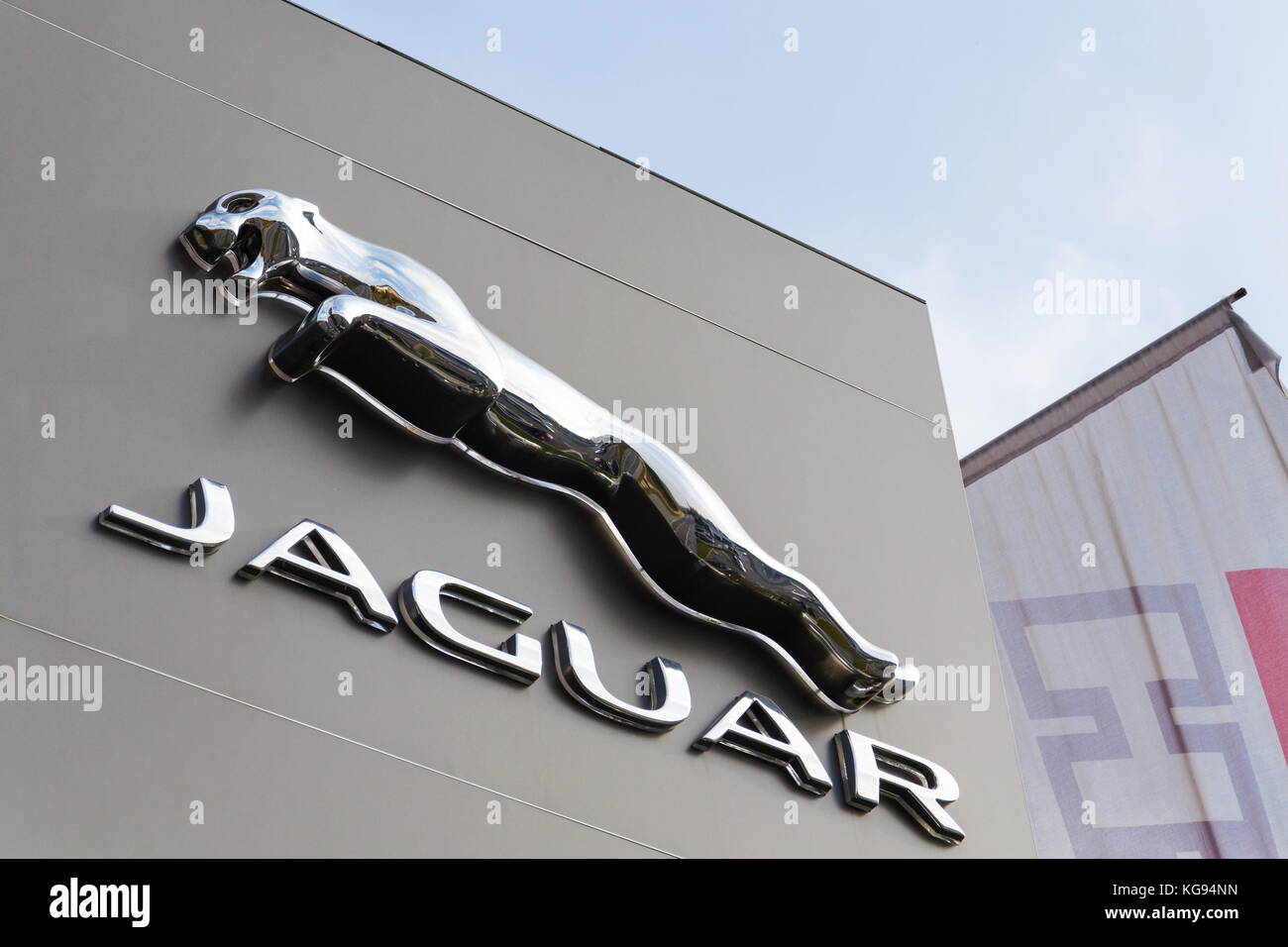 The Jaguar Motor Car Company Emblem Stock Photos & The Jaguar Motor Car
