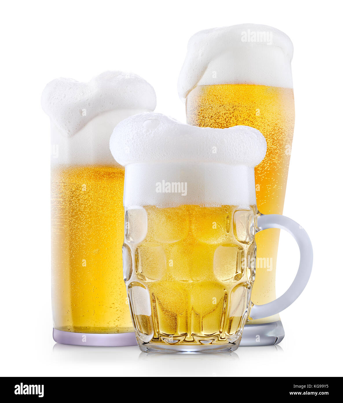 Mug of frosty beer with foam Stock Photo - Alamy
