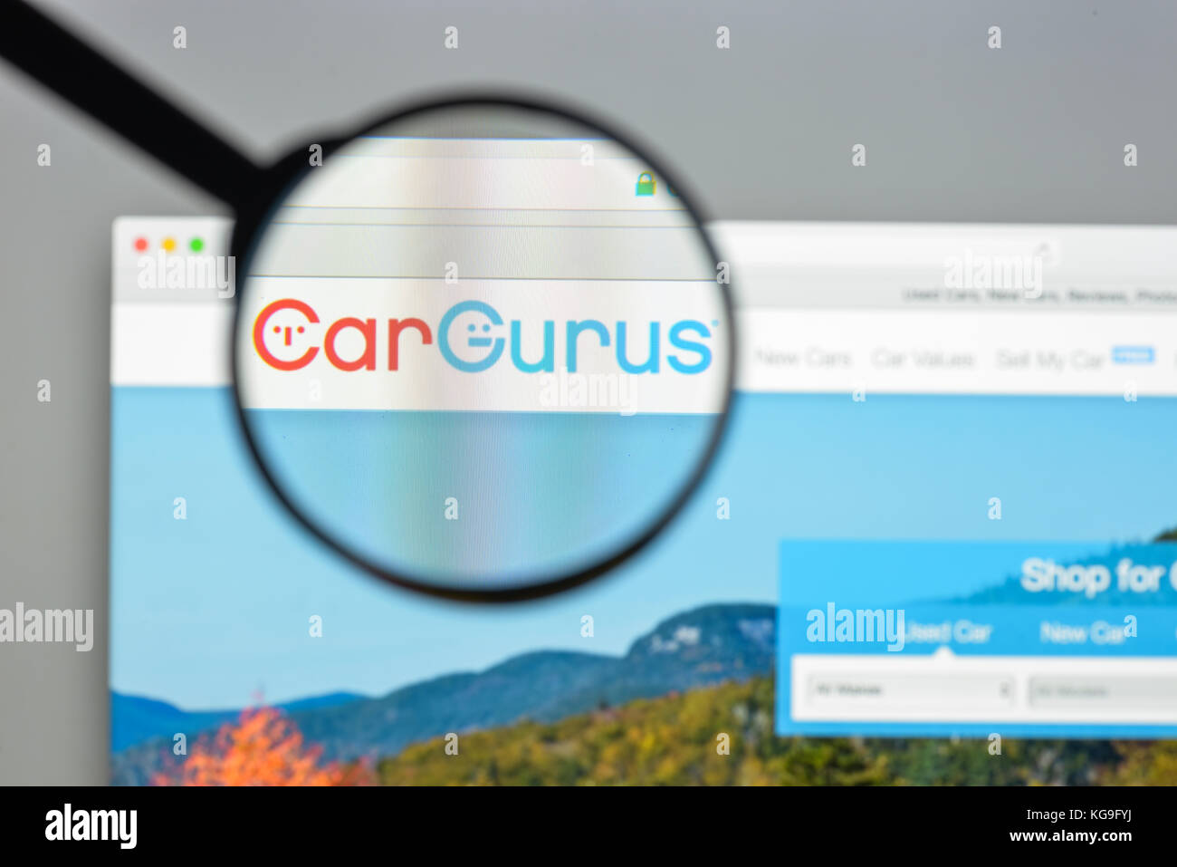 Cargurus logo hires stock photography and images Alamy