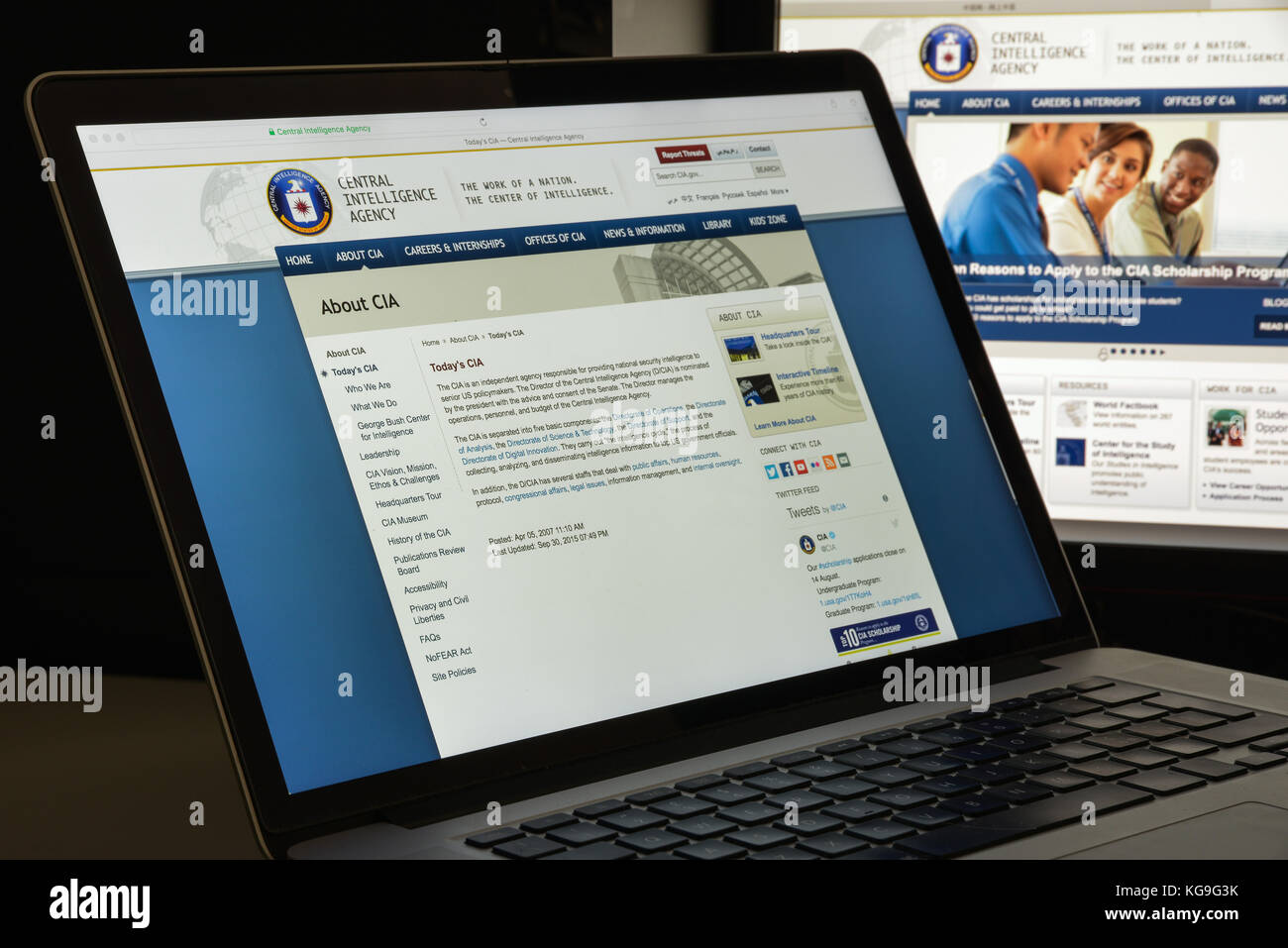 Central intelligence agency logo hi-res stock photography and images ...