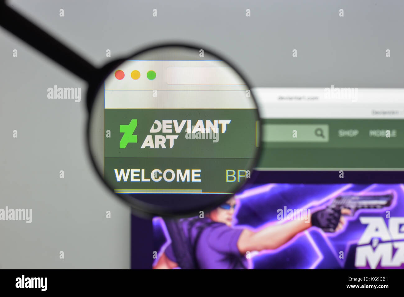 Milan, Italy - August 10, 2017: DeviantArt website homepage. Deviant Art logo visible. Stock Photo