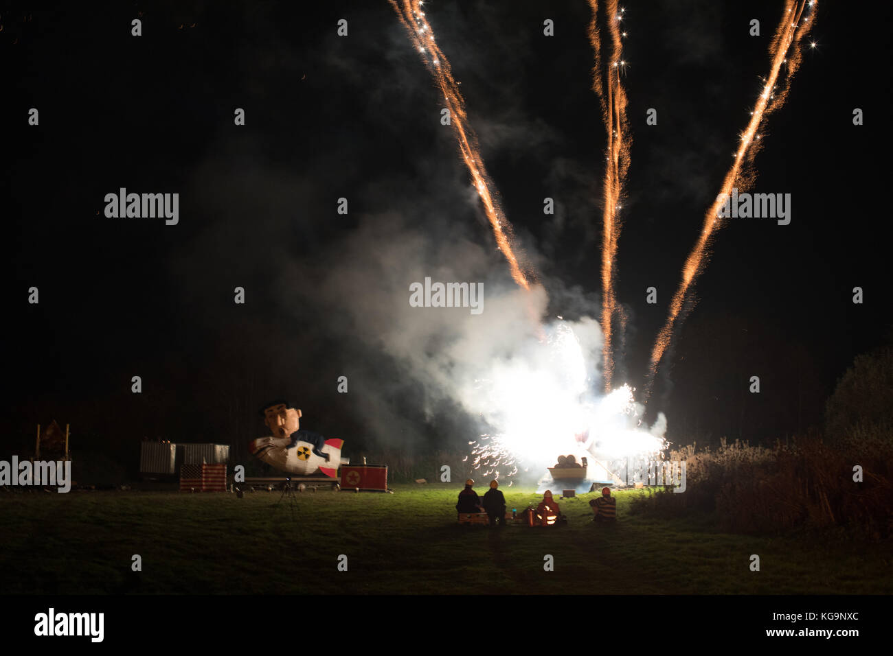 Bonfire night lewes guy fawkes effigy hi-res stock photography and ...
