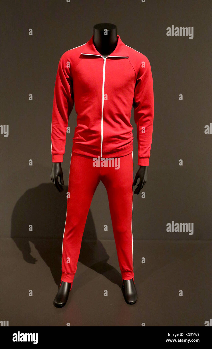 New York City, New York, USA. 4th Nov, 2017. Tracksuit 1971 lent by the  Bruce Lee Foundation on view as part of the exhibit 'Items: Is Fashion  Modern?' held at the Museum