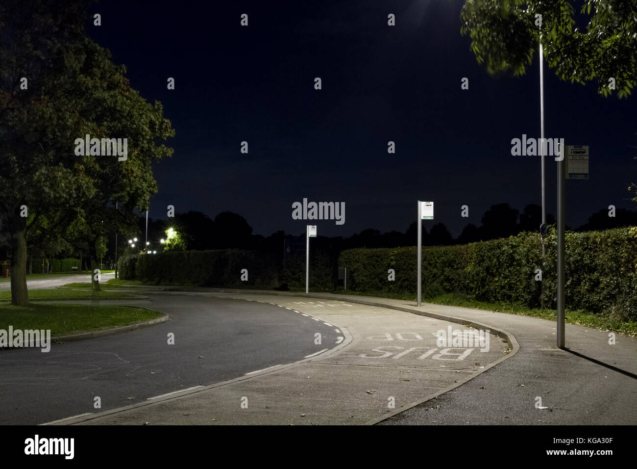 Bus night uk stop hi-res stock photography and images - Alamy