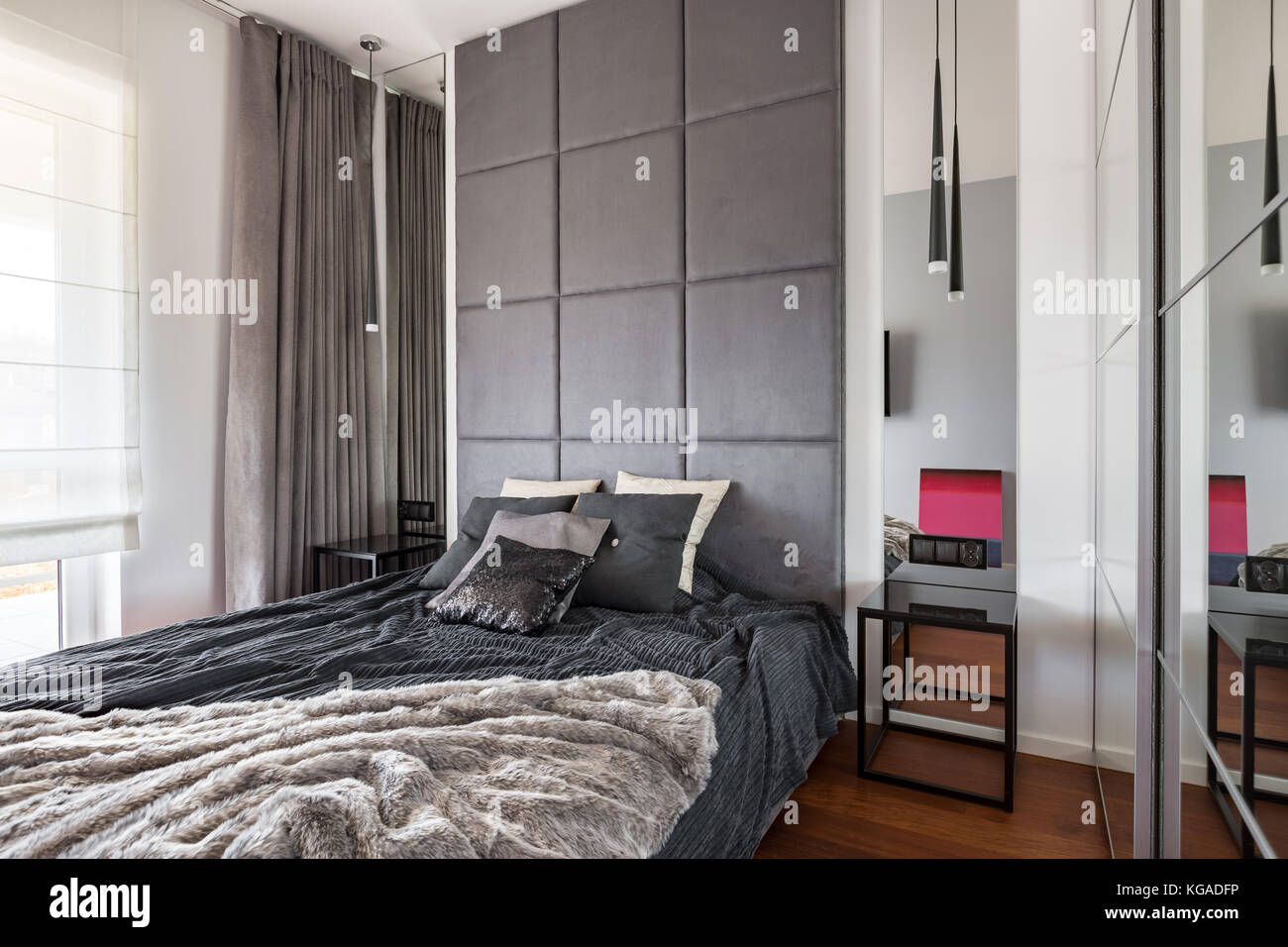 Fancy bedroom hires stock photography and images Alamy