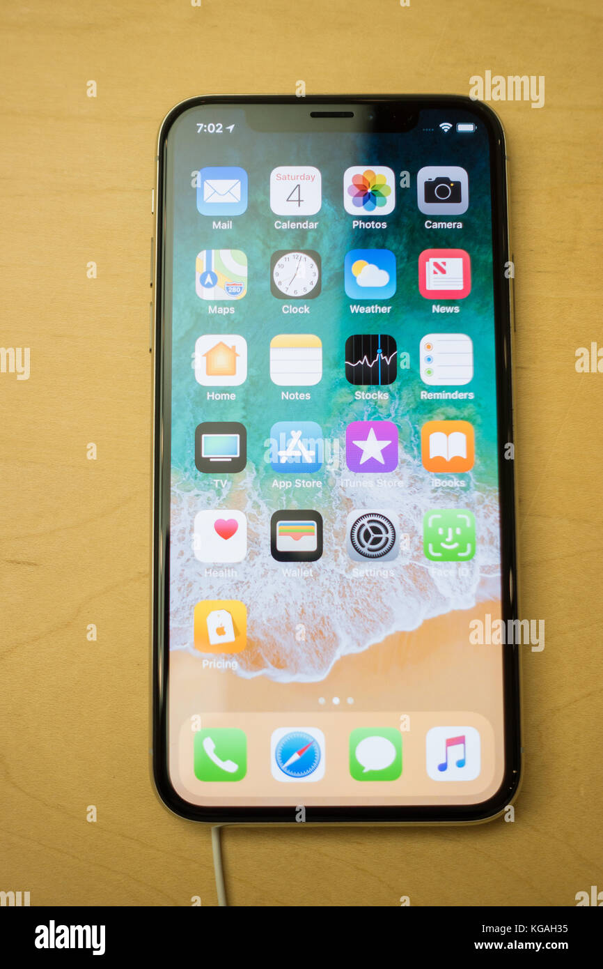 Iphone X Front View Screen Of The Newest Iphone In Apple S Line Up The Iphonex Showing The Home Screen And Apps Stock Photo Alamy