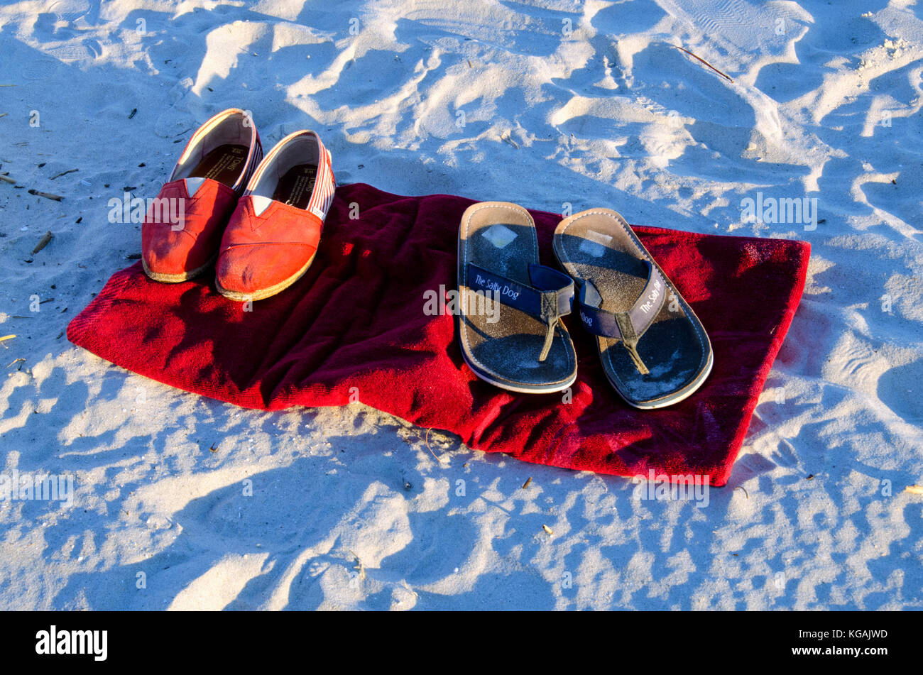 Barefoot Sandals for Beachgoers: Ultimate Comfort and Style