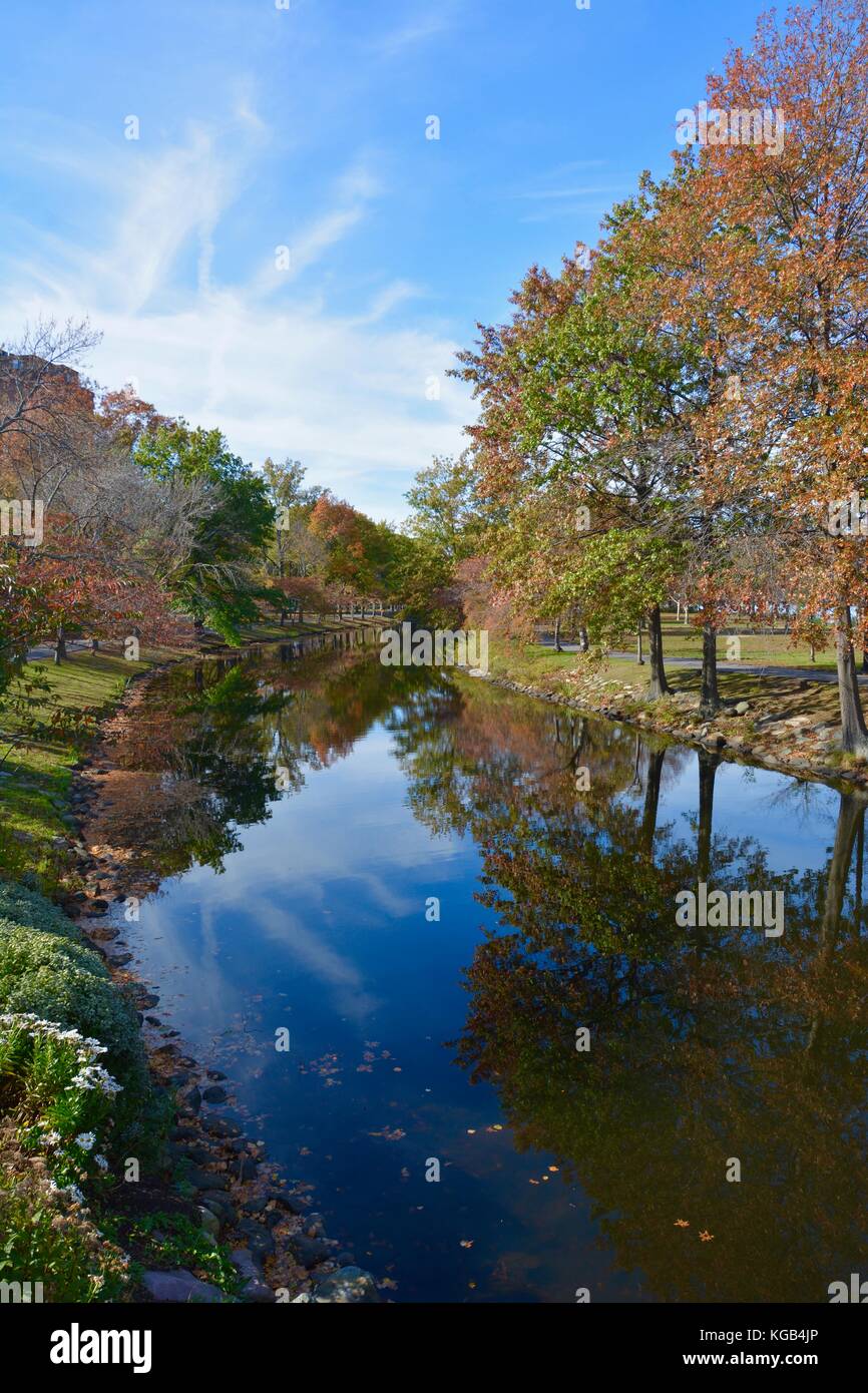 Fall Foliage along the Charles River Esplanade in Boston's Back Bay ...