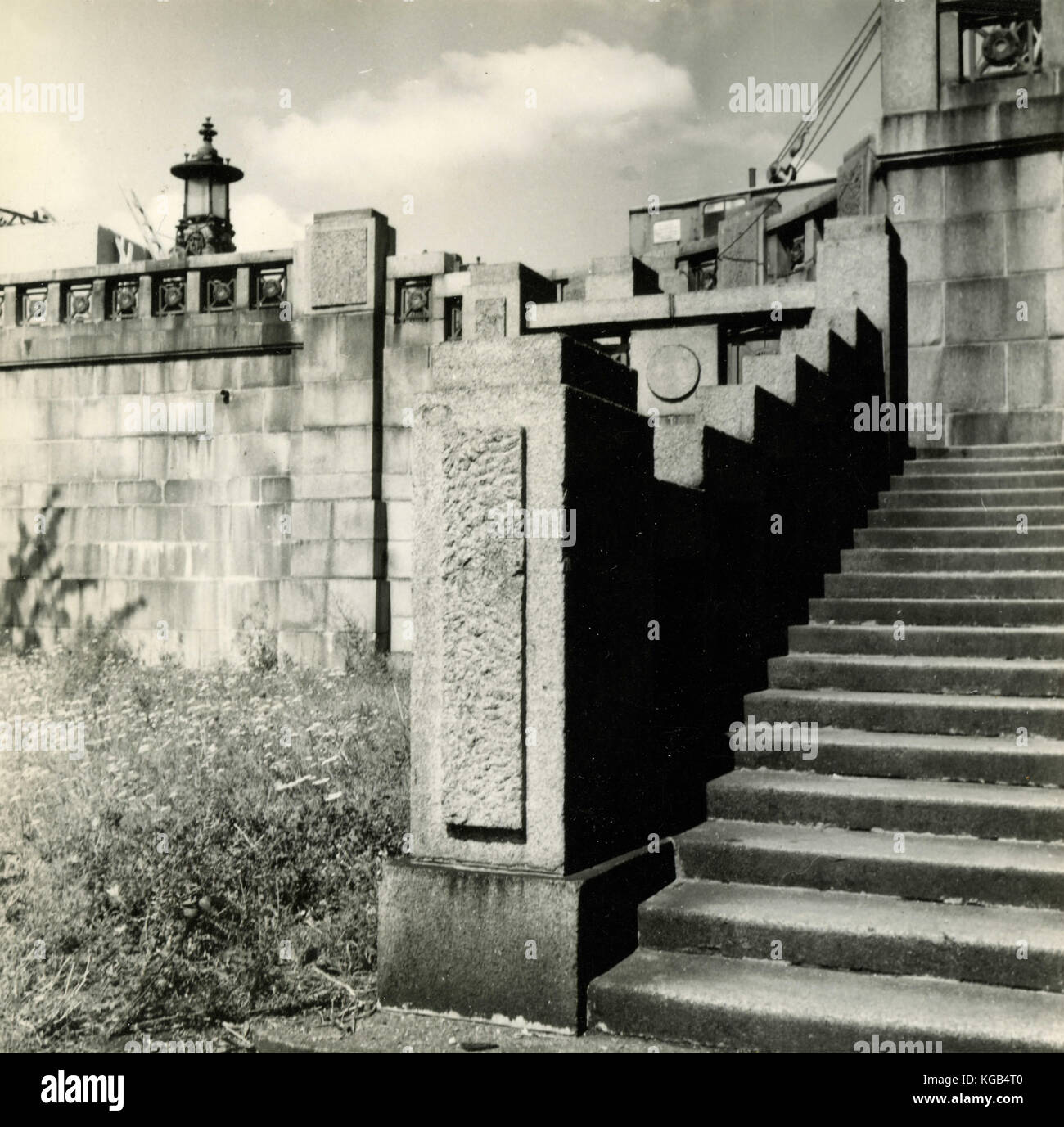 Lions Bridge, Schemerl, Nussdorf, Weir and Lock, Vienna, Austria Stock