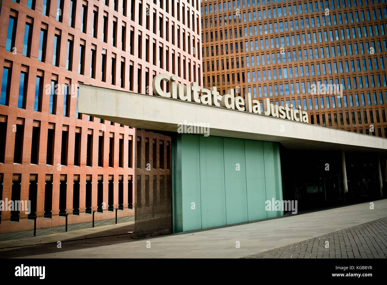 Ciutat De La Justicia Barcelona Catalonia Spain Stock Photo Alamy ciutat-de-la-justicia-barcelona-catalonia-spain-stock-photo-alamy