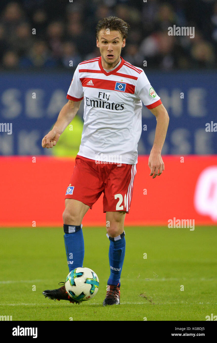 Hamburg, Deutschland. 04th Nov, 2017. Albin EKDAL (HH), Fussball 1.  Bundesliga, 11. Spieltag, HSV Hamburg Hamburg (HH) - VfB Stuttgart (S) 3:1,  am 04.11.2017 in Hamburg/Germany. |usage worldwide Credit: dpa/Alamy Live  News Stock Photo - Alamy