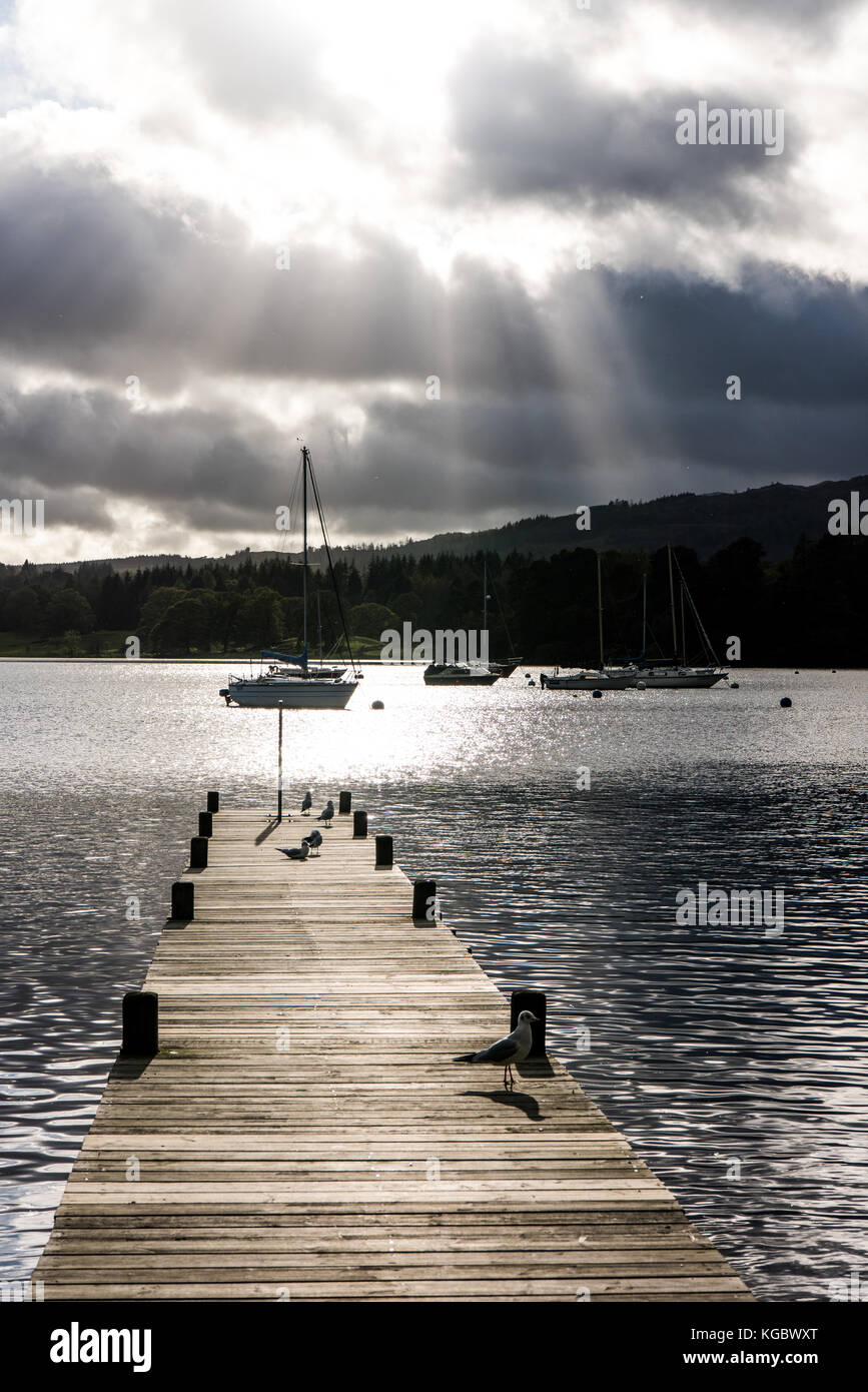 Walking boats on lake hi-res stock photography and images - Alamy