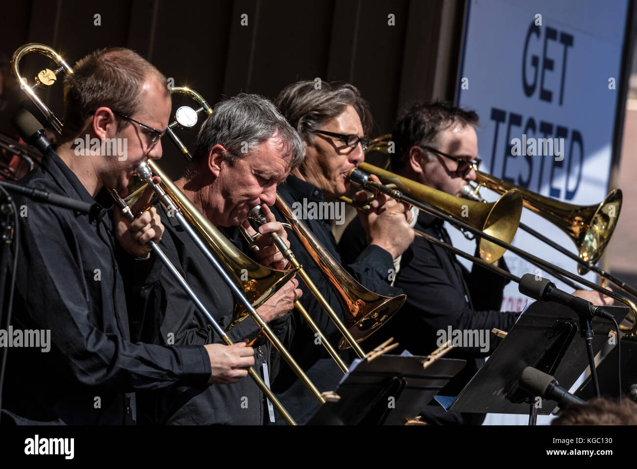 Horn section band hi res stock photography and images Alamy