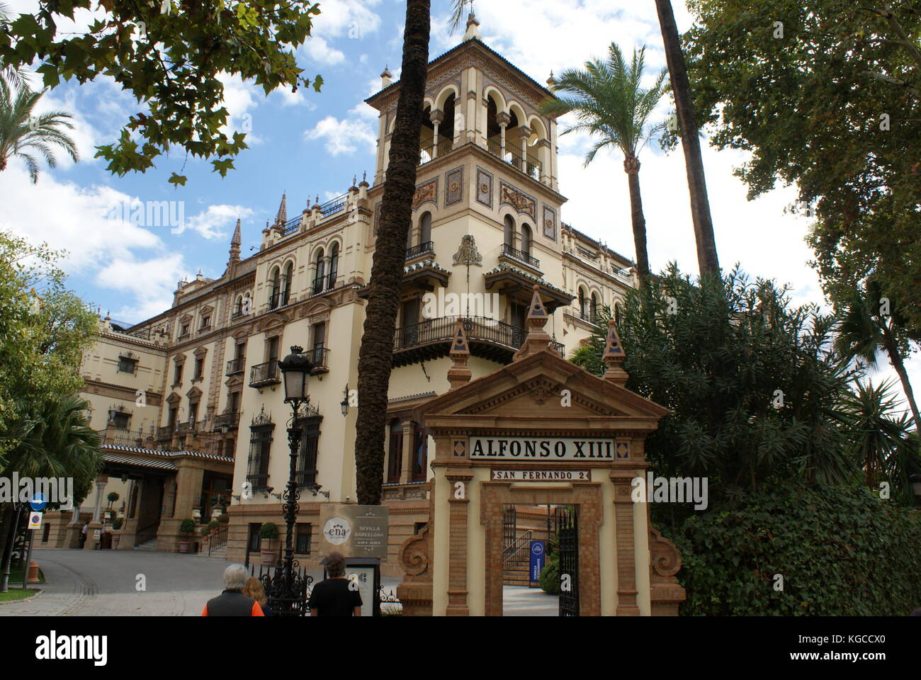 Alfonso xiii seville hotel hires stock photography and images Alamy