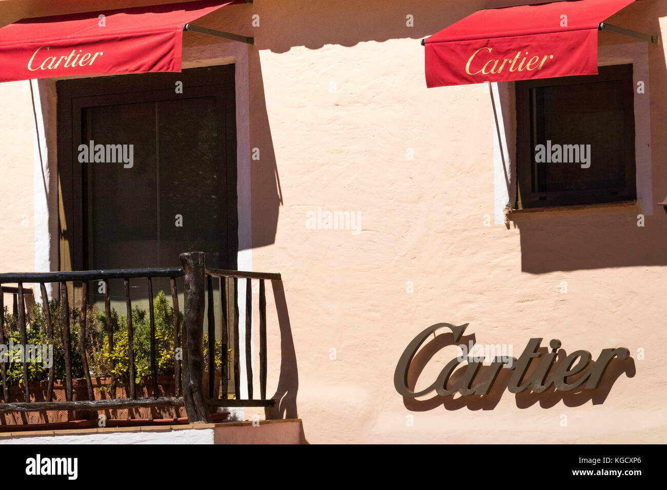 Colourful Details on the Grotto Style Cartier Shop in the