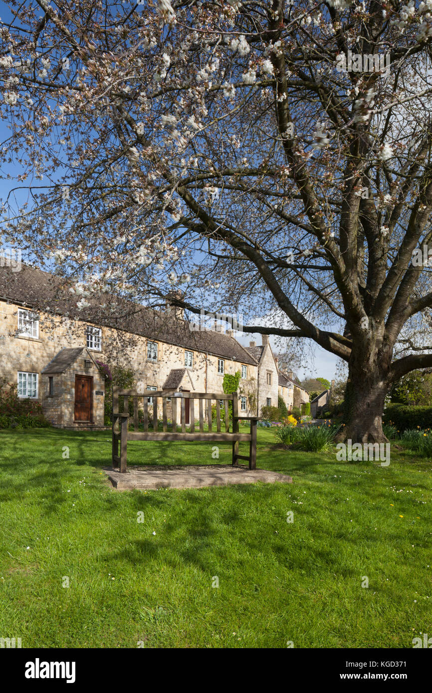 Broad campden hires stock photography and images Alamy