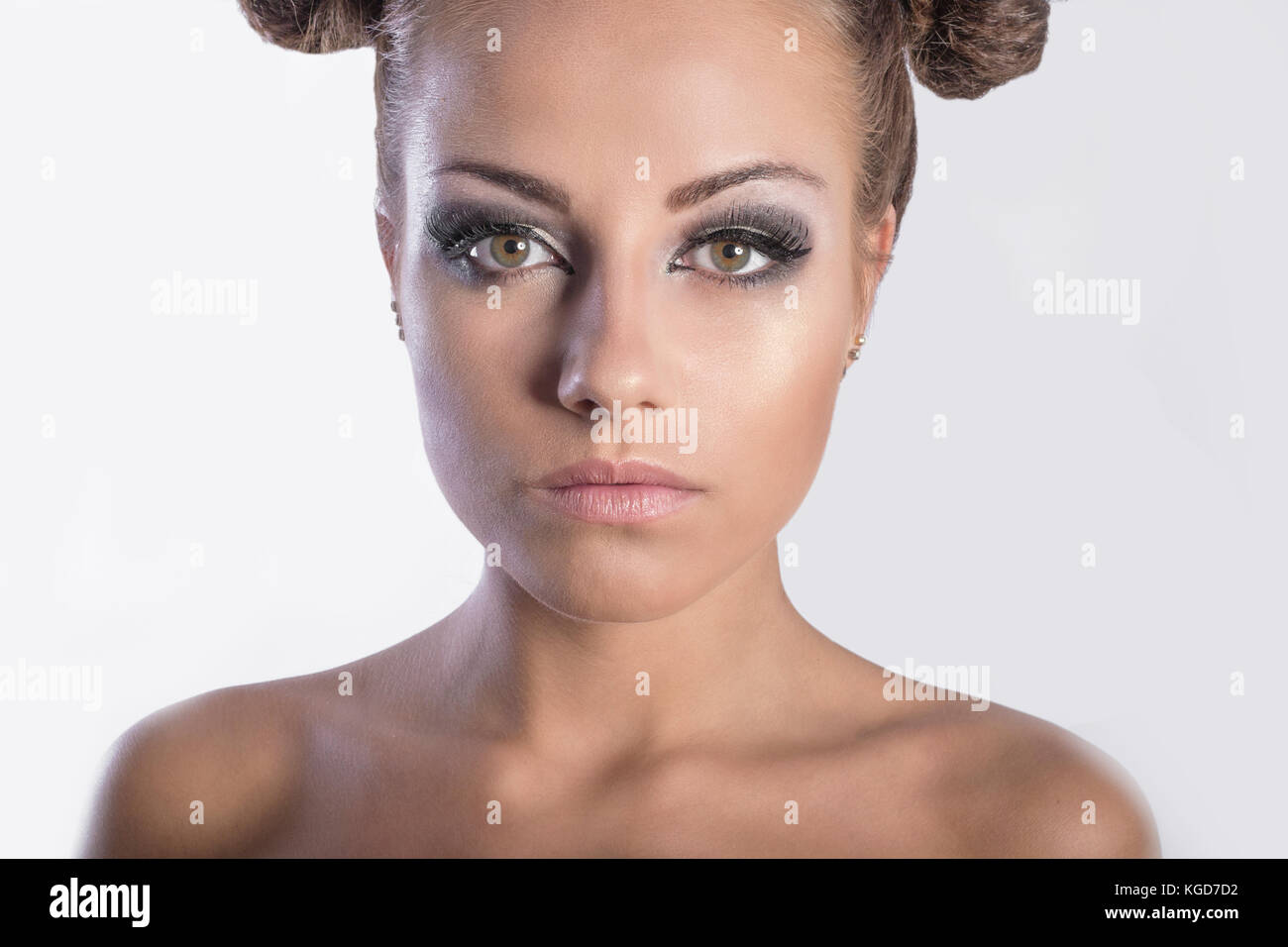 beauty woman with spring flowers studio Stock Photo - Alamy