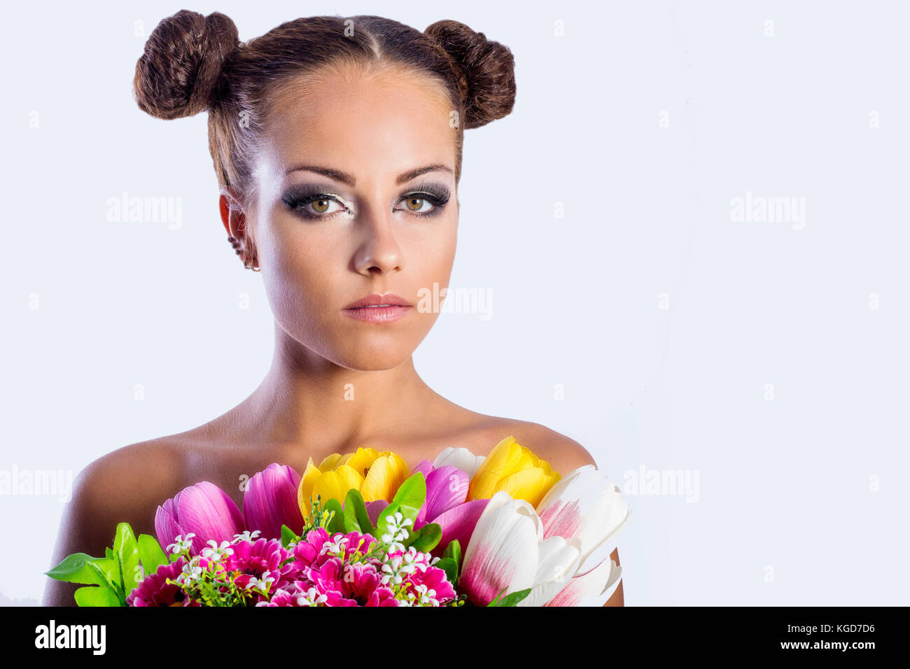 beauty woman with spring flowers studio Stock Photo - Alamy