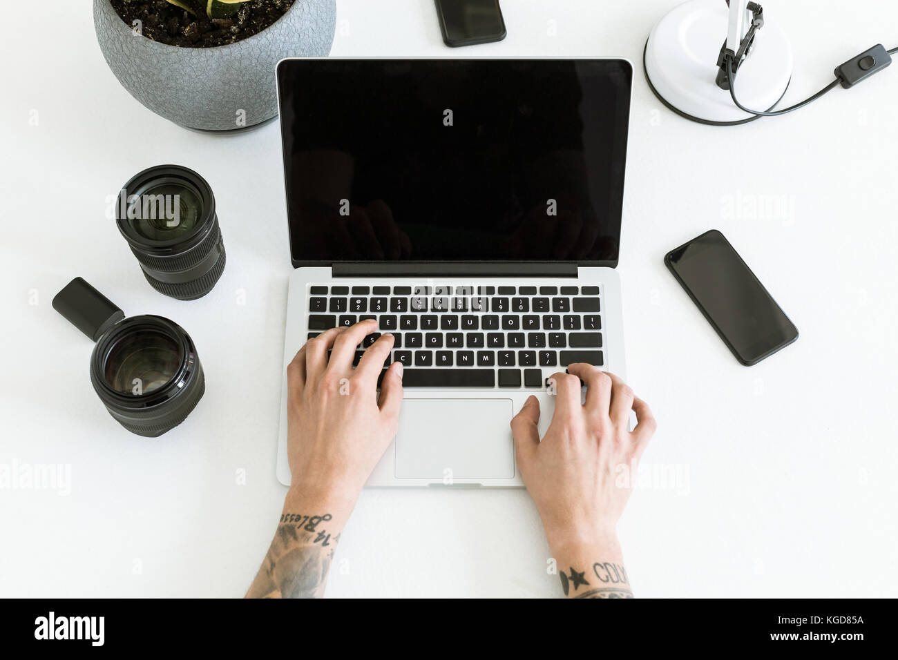 Male hands typing hi-res stock photography and images - Alamy