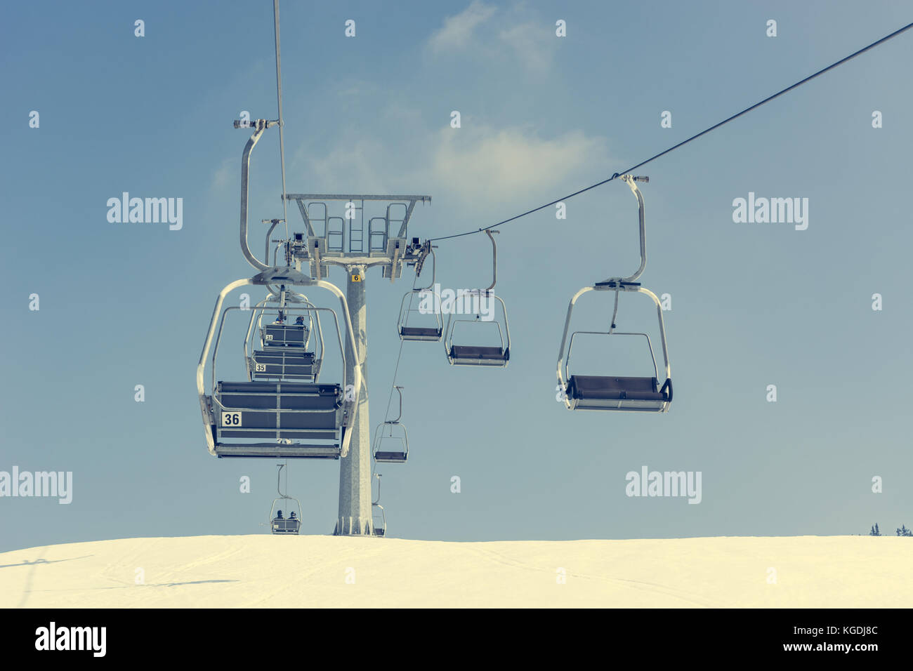 Vintage ski lift hi-res stock photography and images - Alamy