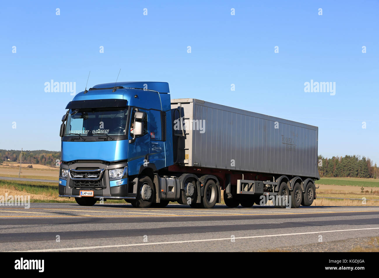Renault t range hi-res stock photography and images - Alamy