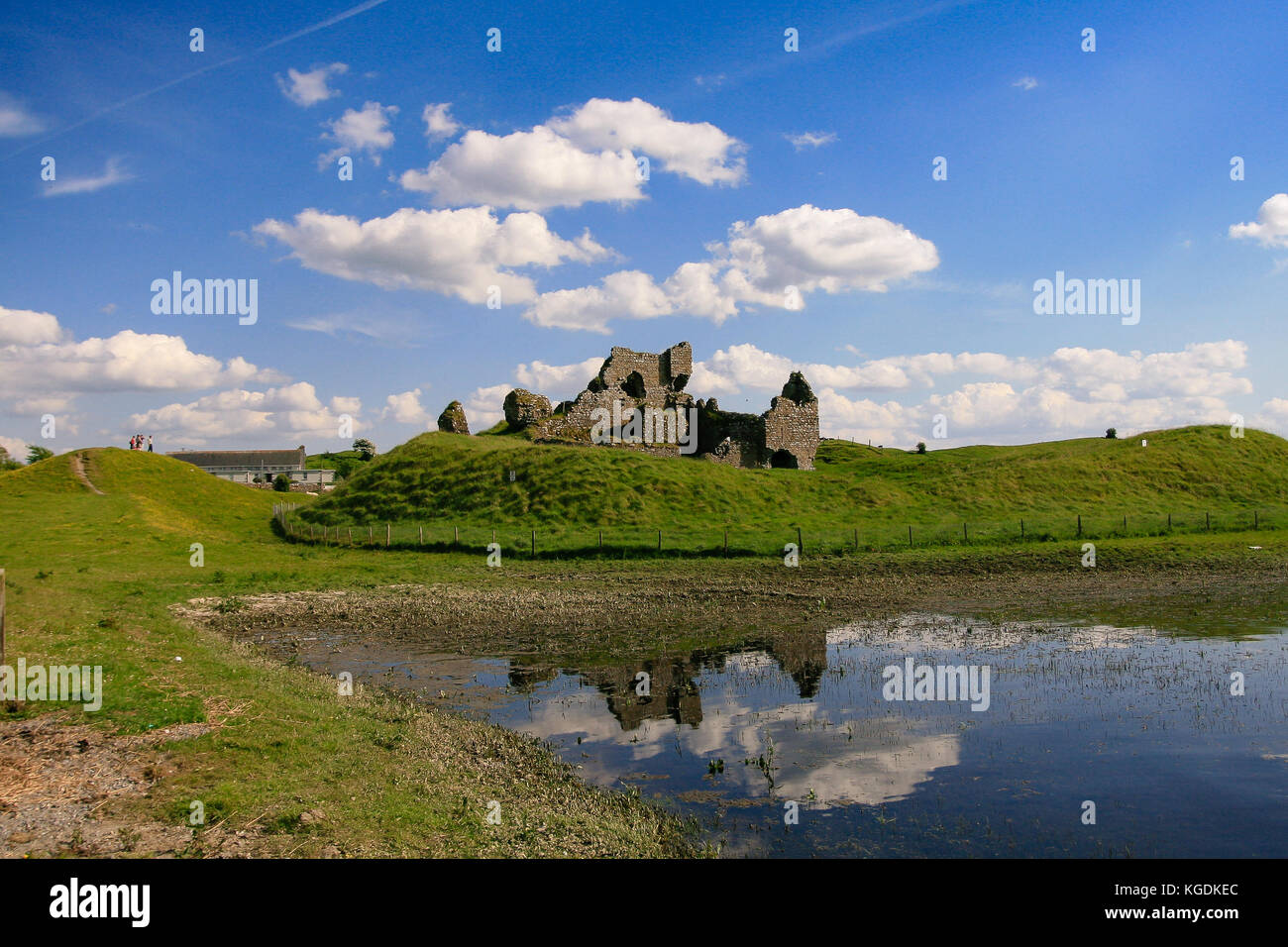 Ruins of ancient Clonmacnoise Castle build on the mound in the old monastic city Clonmacnoise, Shannonbridge, Athlone, Co. Offaly Stock Photo