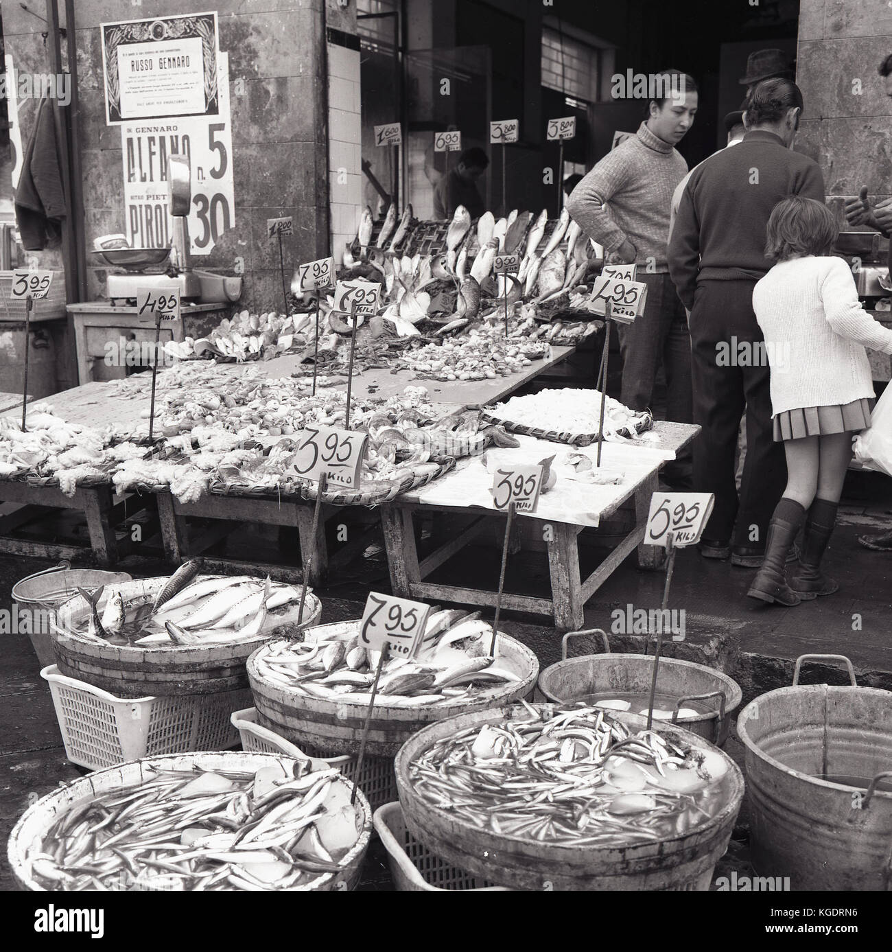 1950s, historical picture shows a street market stall selling many different types of fresh fish, Napoli, Italy, Stock Photo