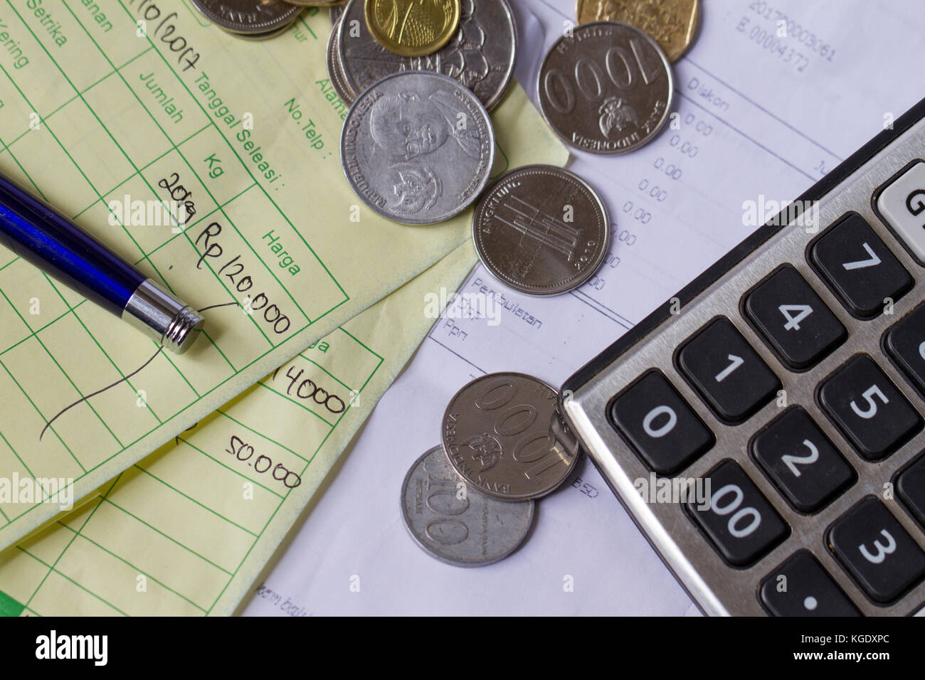Receipt Rupiah Top view/Flat lay of Payment receipt calculation with Indonesia rupiah ...