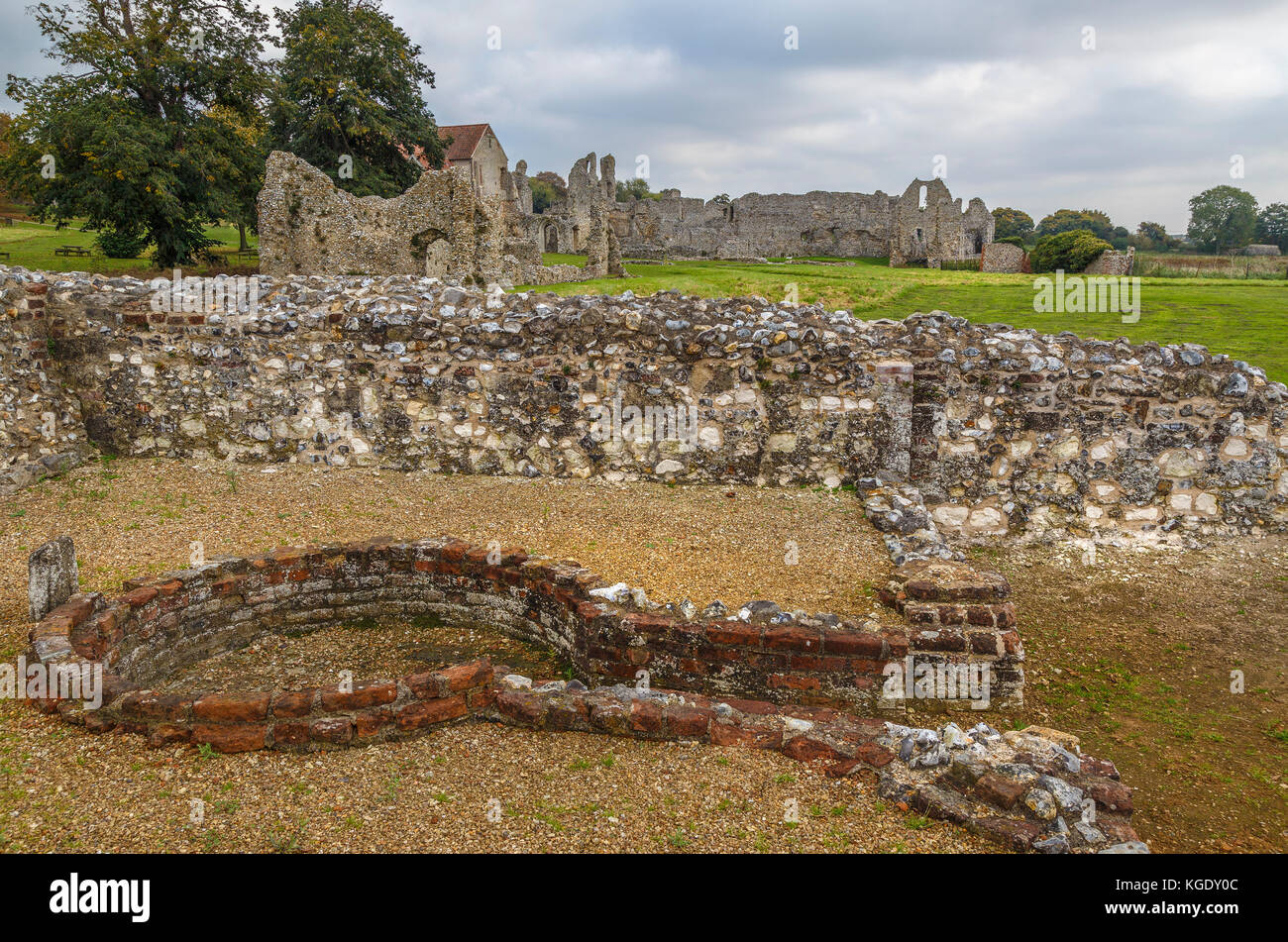 Warenne cluniac priory castle acre hi-res stock photography and images ...