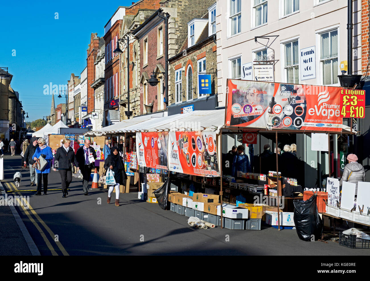 vape shop st ives cambridgeshire St ives market town hi-res stock photography and images