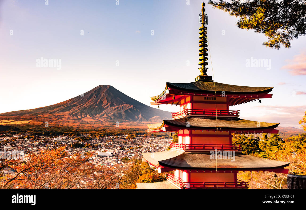 Fantastic view of Chureito pagoda and Mount Fuji together Stock Photo