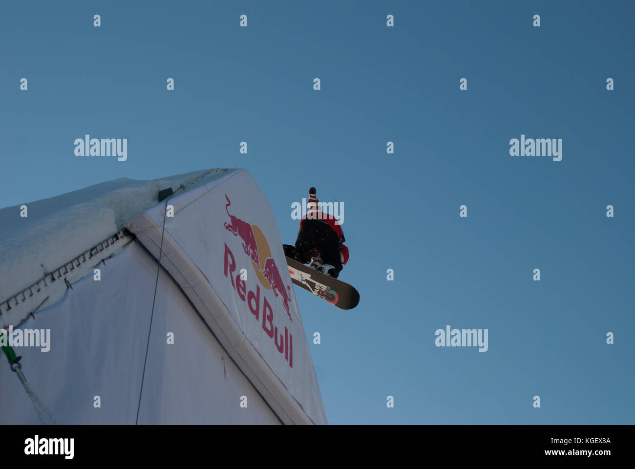 Scenes from the Red Bull Snowscrapers snowboarding event in New York ...