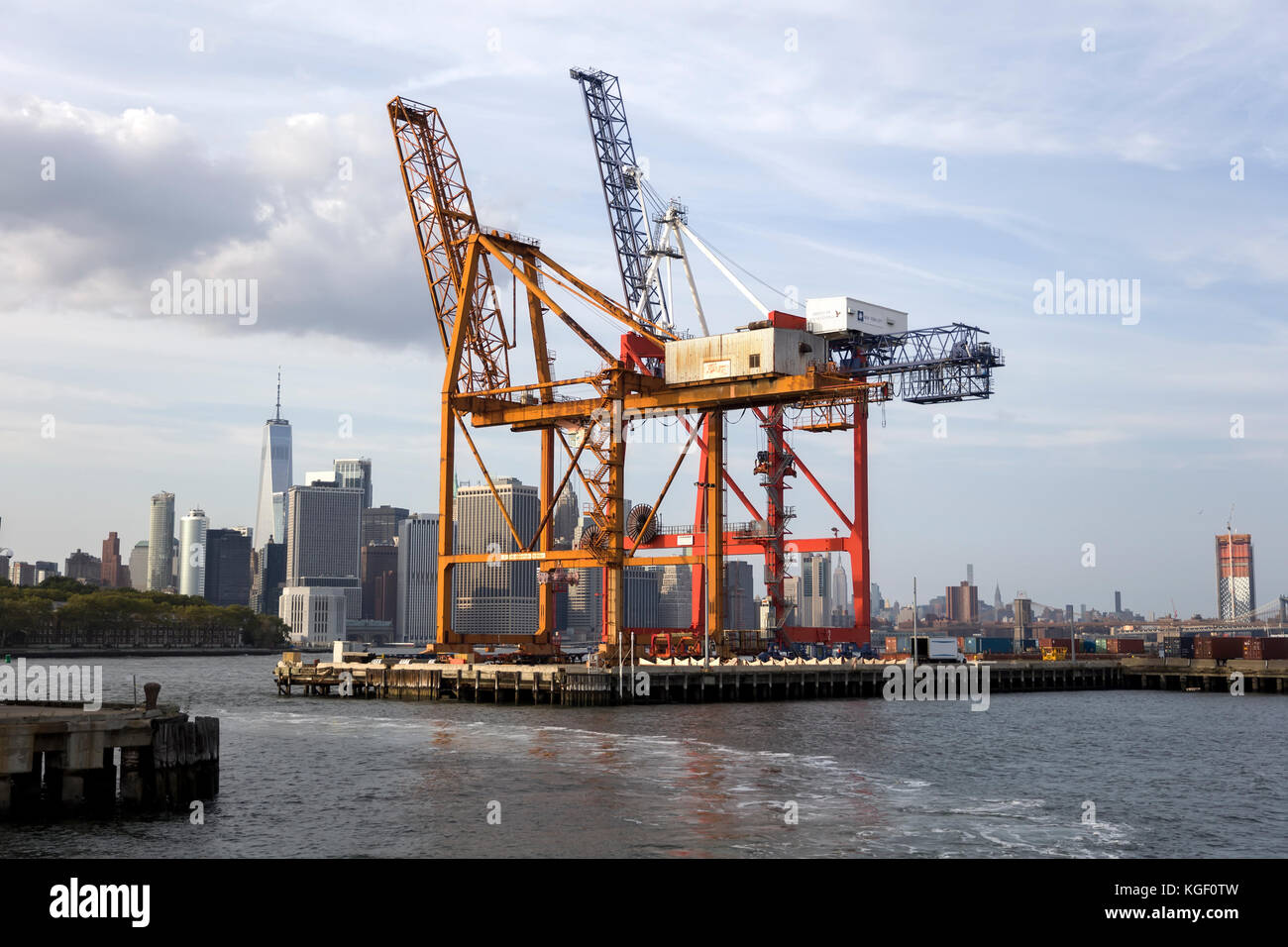 View at cranes in Red Hook Container Terminal in New York Stock Photo